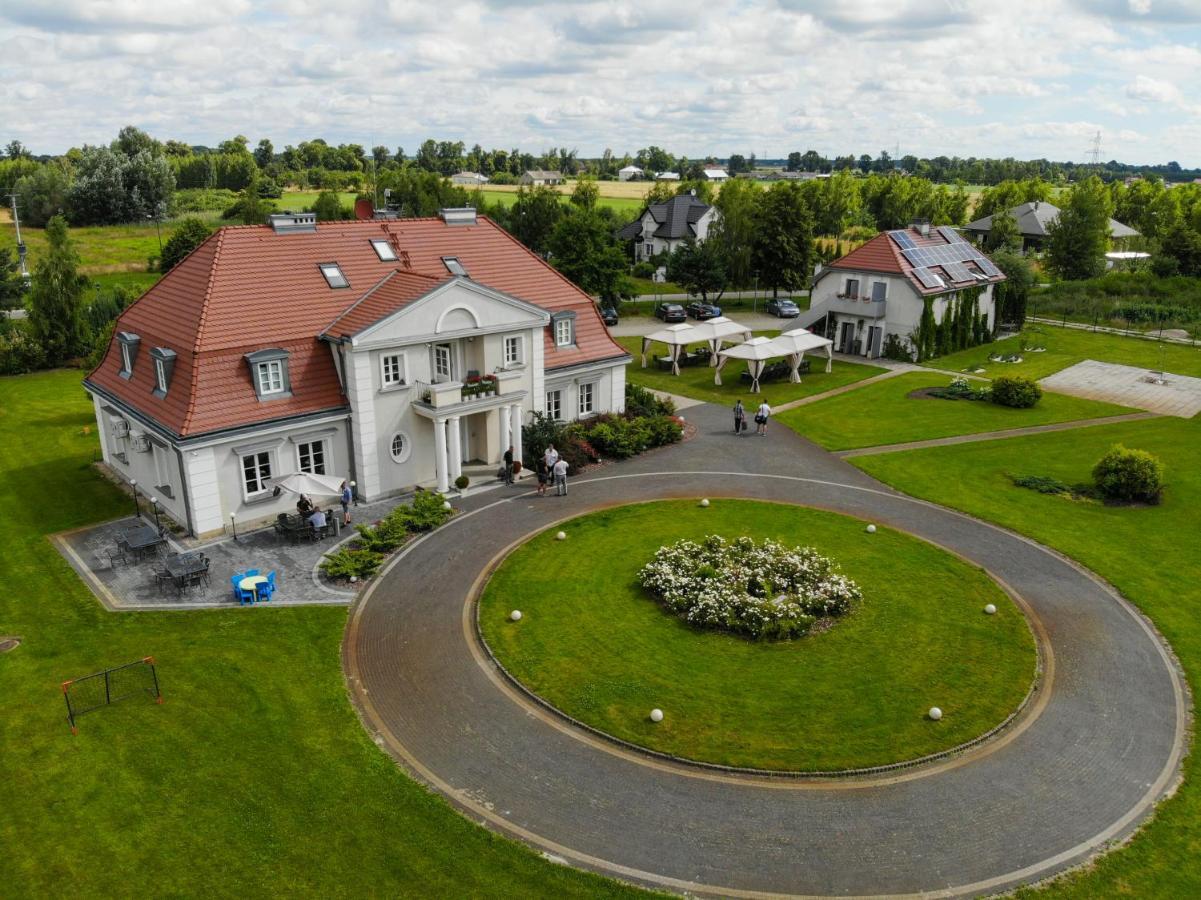 Eco Nieborów Hotel Exterior foto