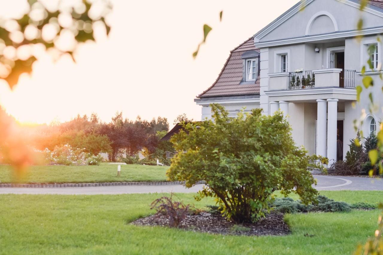 Eco Nieborów Hotel Exterior foto